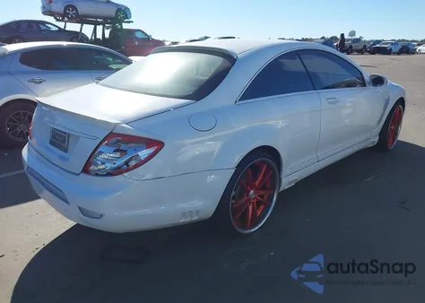 2008 Mercedes-Benz Cl 550 z USA, uszkodzony, nr VIN WDDEJ71X38A012551
